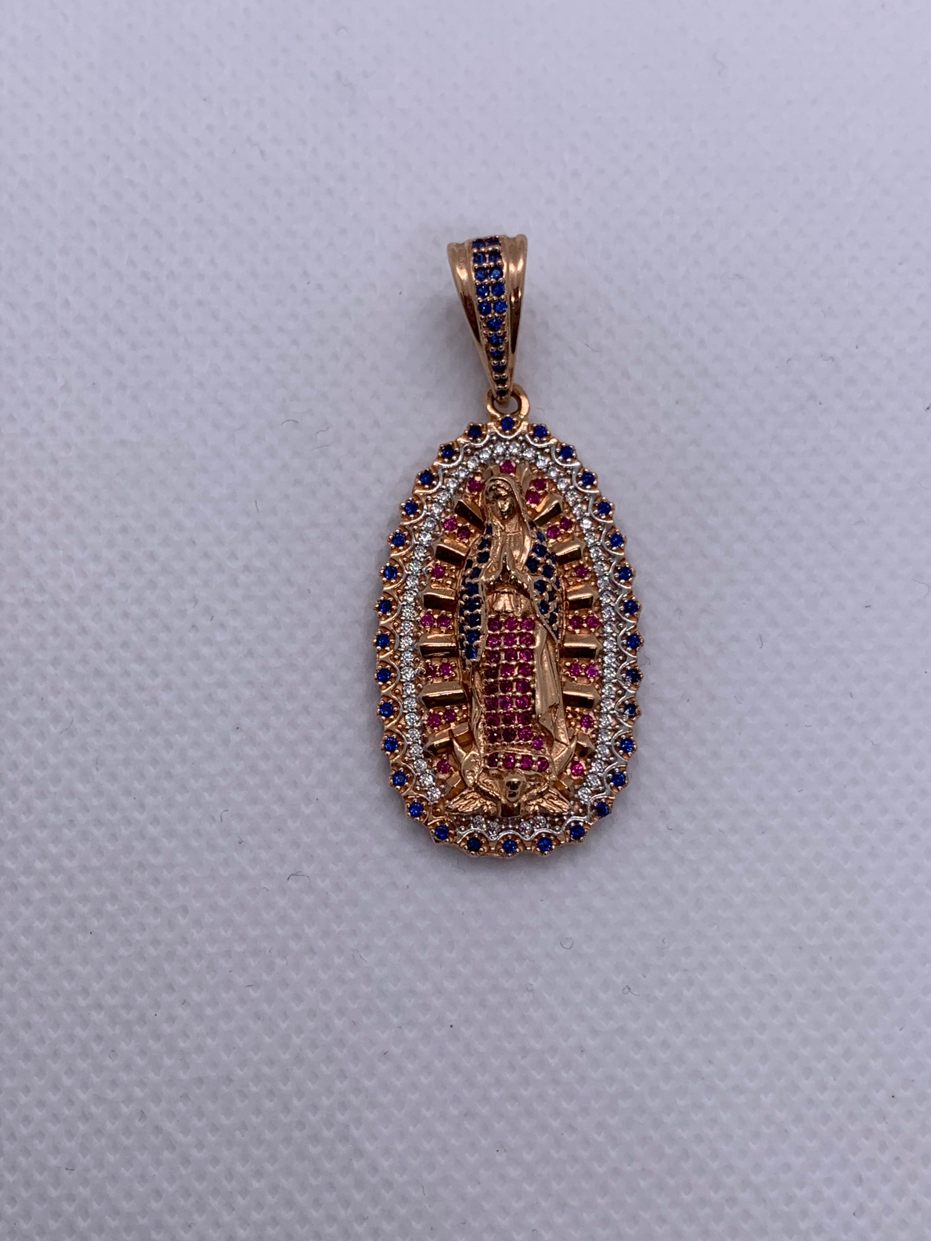 Dije Virgen Magnifica
